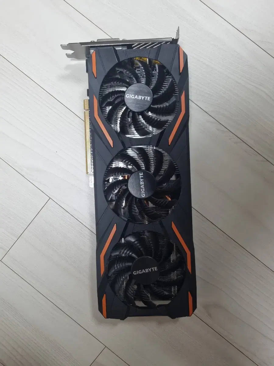 기가바이트 GTX 1080 GPU 그래픽카드 판매